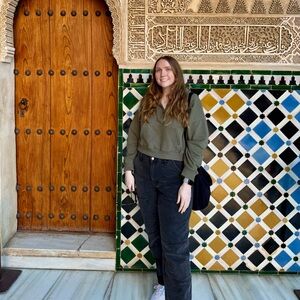 Meet your Posher, Caroline